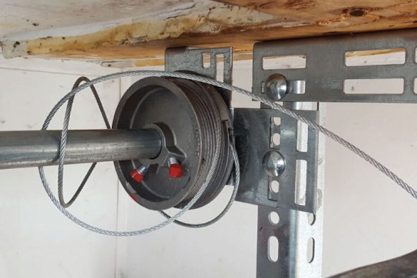 Garage-Door-Cable-Repair1